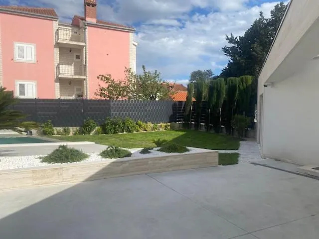 Luxury Apartment Sunray Kastel Stari 0*,  Croatia